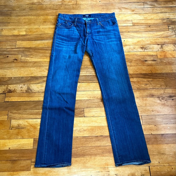 Rock & Republic Denim - 💐3/$24 ($9.99 Ship)💐 - ROCK & REPUBLIC STELLA Straight Leg Jeans - Size 31